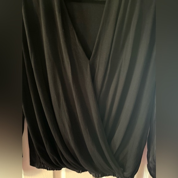 Anthropologie Kesia Surplice Blouse size xs - Picture 5 of 9